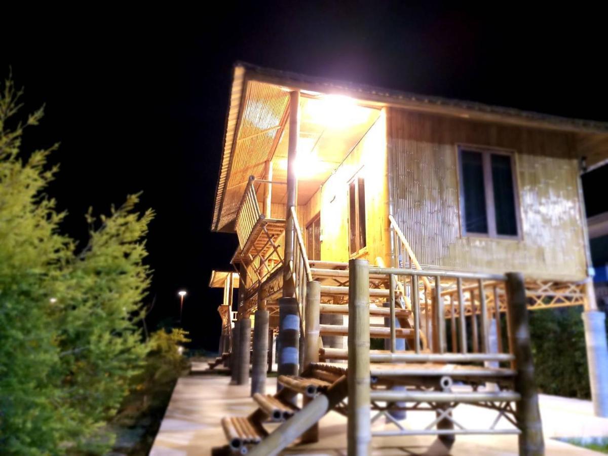 คูณ-เนื่อง ฟาร์ม สเตย์ หัวหิน Koon & Nueang Farm Stay Hua Hin Ban Bo Fai Exterior foto