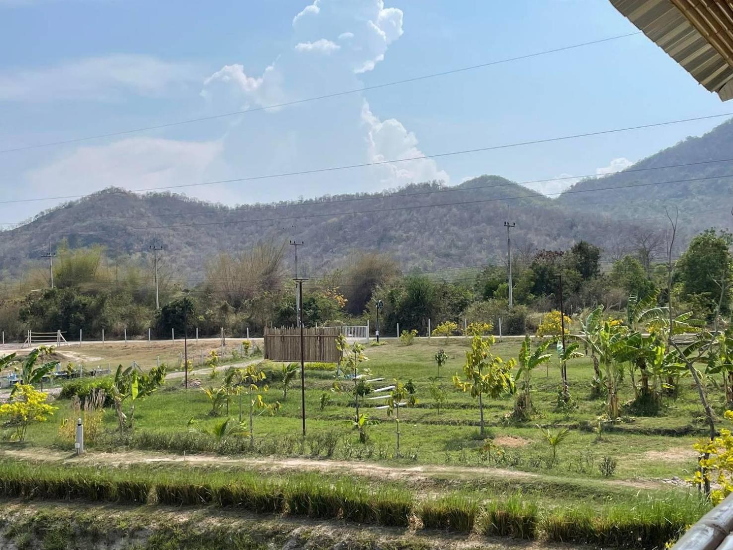คูณ-เนื่อง ฟาร์ม สเตย์ หัวหิน Koon & Nueang Farm Stay Hua Hin Ban Bo Fai Exterior foto